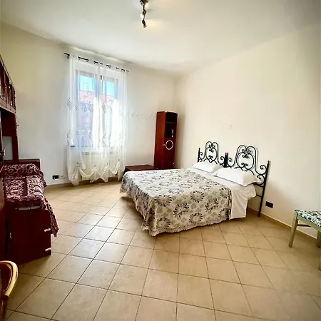 Апартаменты La Casa Dello Zio Frank Специя